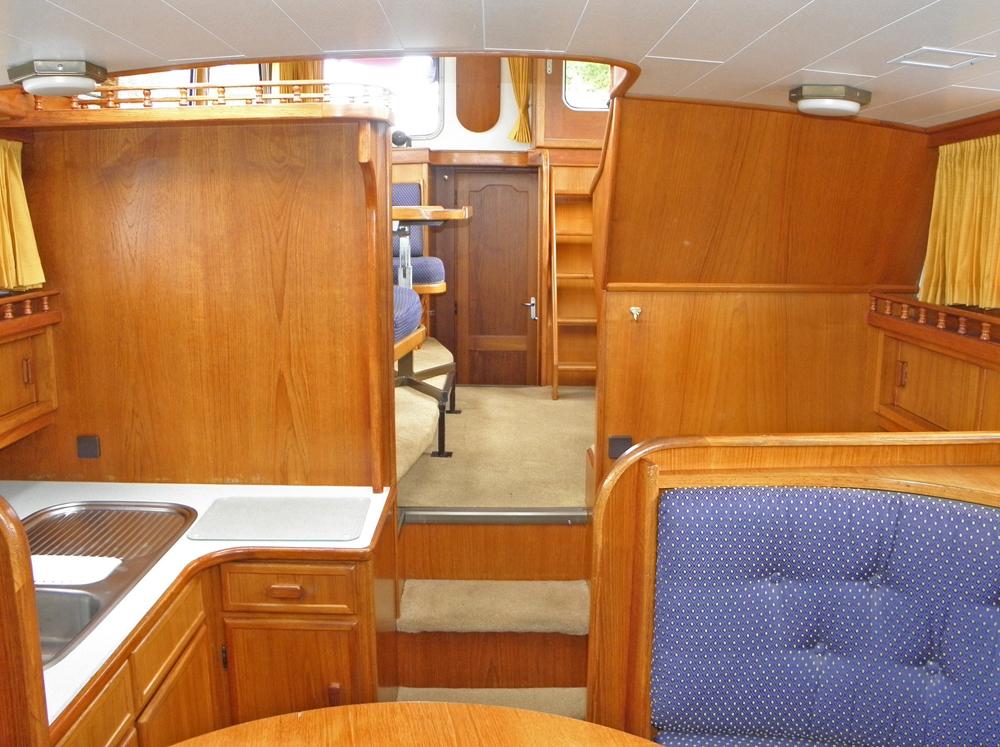 Fore ship, Accommodation